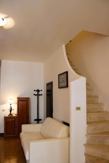 Roma A Un Passo E Il Mare In Casa Apartment Marina di Cerveteri Luaran gambar